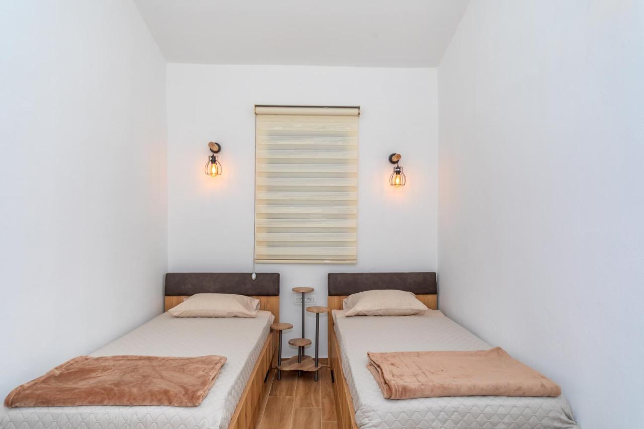 Apartman Sara Bar Exterior photo