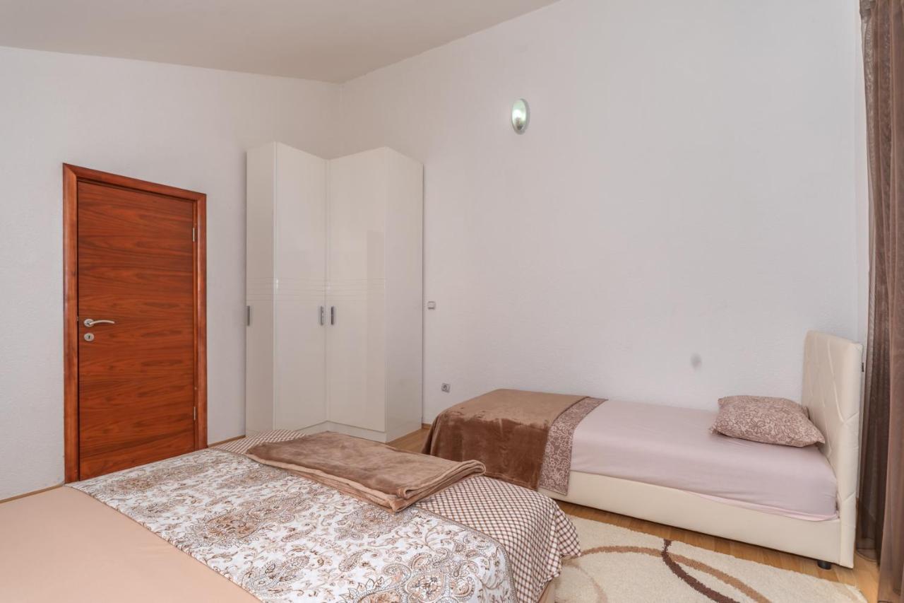 Apartman Sara Bar Exterior photo