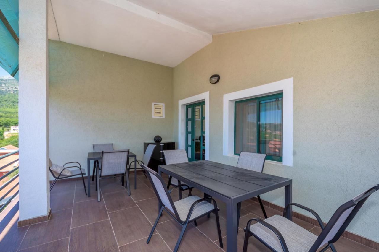 Apartman Sara Bar Exterior photo