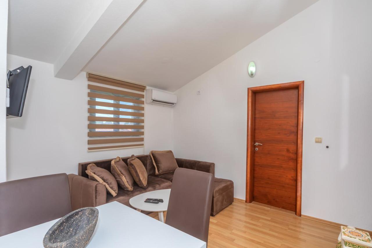 Apartman Sara Bar Exterior photo