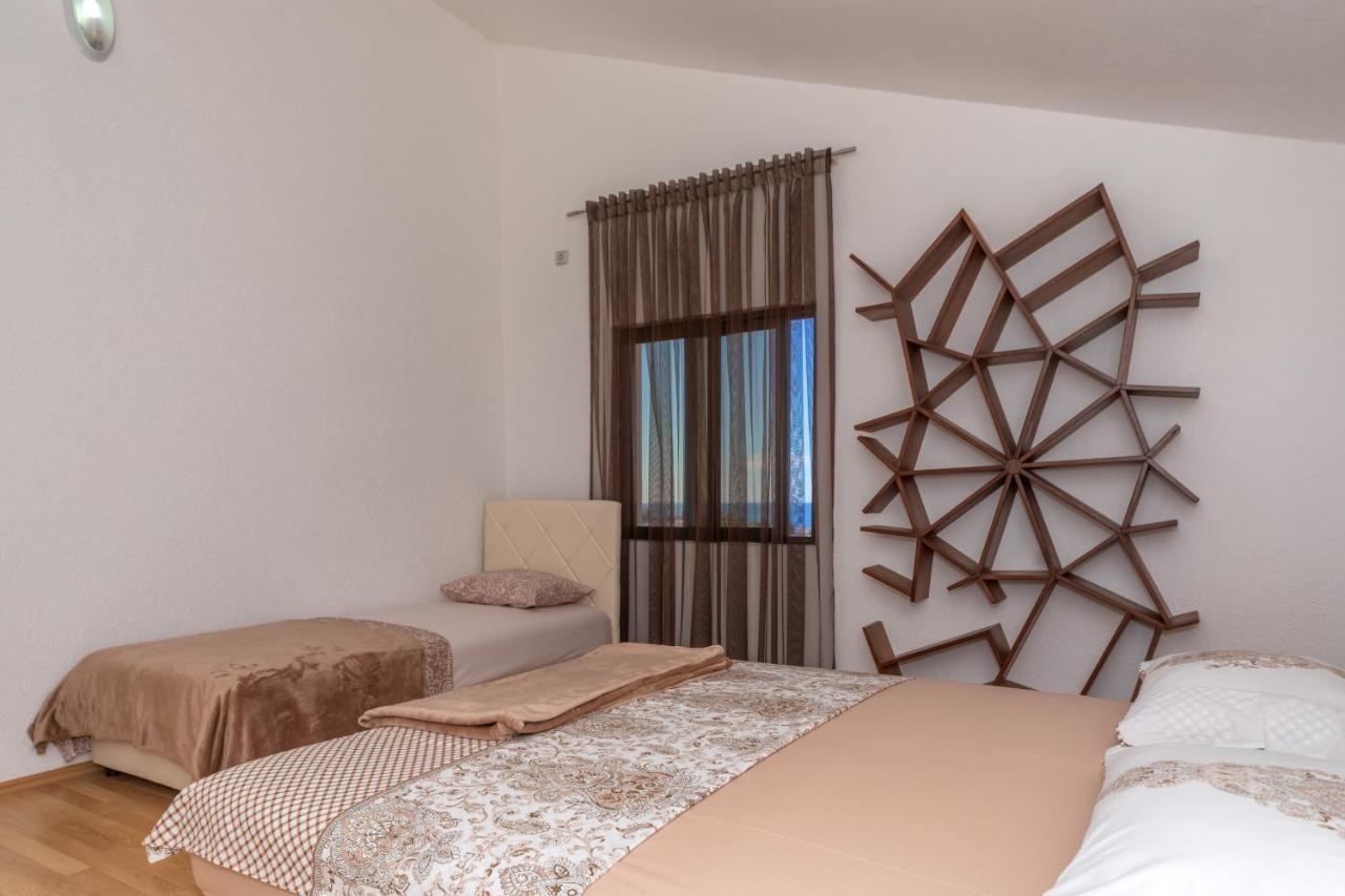 Apartman Sara Bar Exterior photo